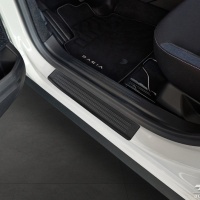 Nerez kryty prah� Lines �ern� Dacia Duster III -- od roku v�roby 2024-