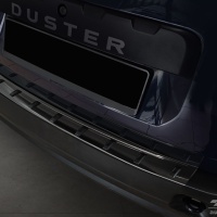 Kryt prahu zadn�ch dve�� nerez �ern� Strong Edition Dacia Duster -- rok v�roby 2010-13 / 2013-17