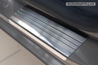 Kryty prahů-nerez+plast Dacia Duster lll / Bigster -- od roku výroby 2024- / 2025- (4-dílná sada) Kryty prahů-nerez+plast Dacia Duster lll / Bigster -- od roku výroby 2024- / 2025- (4-dílná sada)