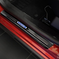 Nerez kryty prah� �ern� leskl� (modr� logo Hybrid) Dacia Jogger -- od roku v�roby 2021-