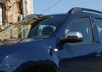 Nerez kryty zrc�tek Dacia Duster (ne pro facelift) -- rok v�roby 2010-13